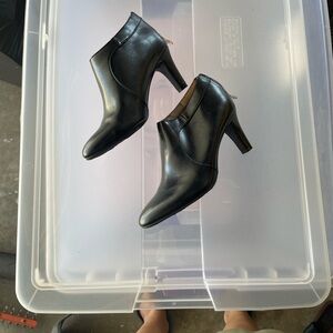 Life Stride Black Ankle Booties women size 7